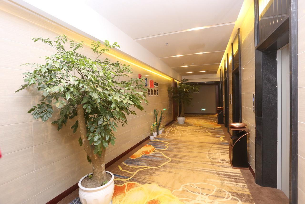 Mingshan Hotel Çengdu Dış mekan fotoğraf